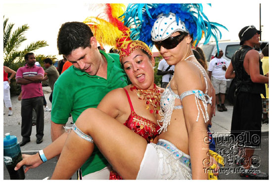 cayman_carnival_may09_pt2-174