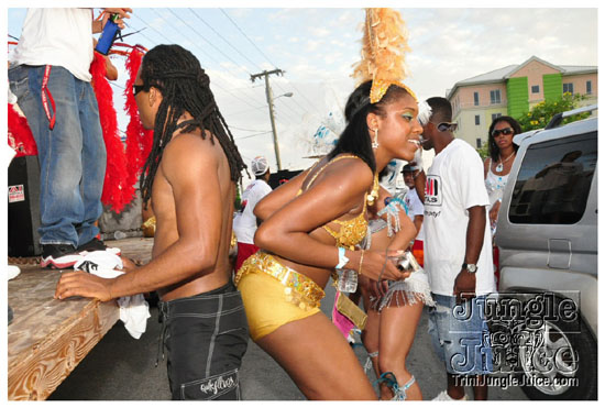 cayman_carnival_may09_pt2-179