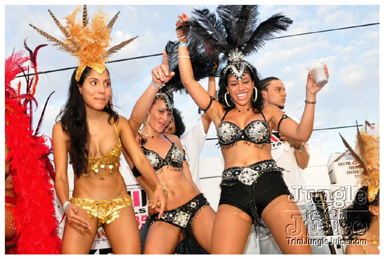 cayman_carnival_may09_pt2-183