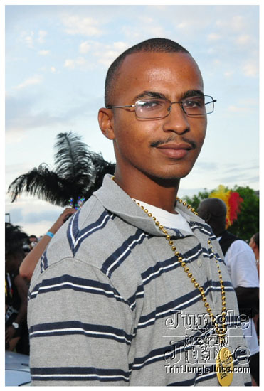 cayman_carnival_may09_pt2-194