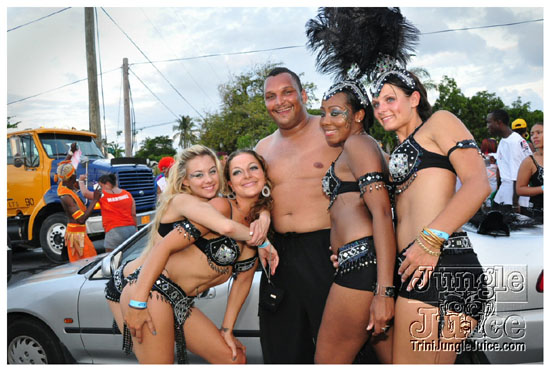 cayman_carnival_may09_pt2-195