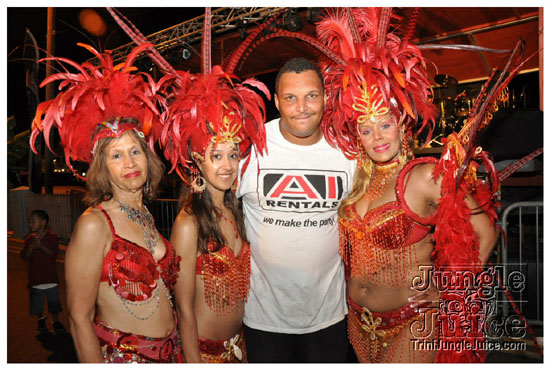 cayman_carnival_may09_pt2-234
