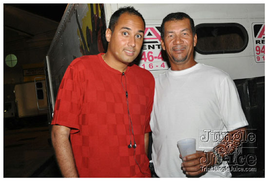 cayman_carnival_may09_pt2-244