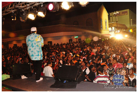 cayman_carnival_may09_pt2-253