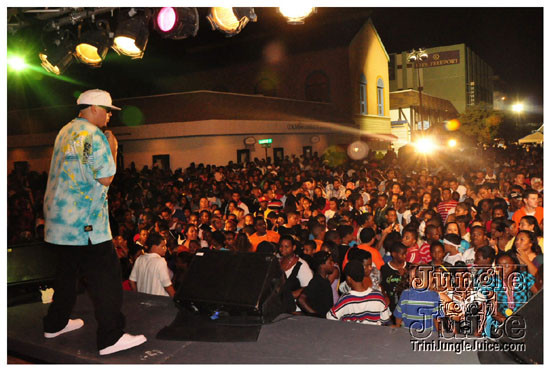 cayman_carnival_may09_pt2-254
