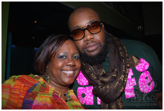 destra_and_friends_live_apr25-021