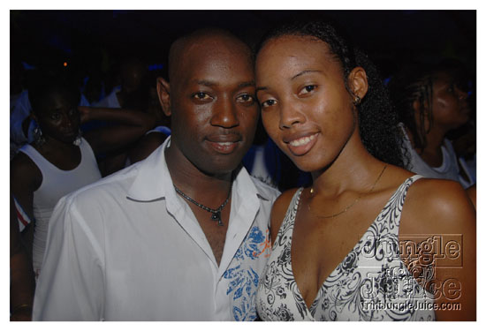 glow_barbados_july30-172