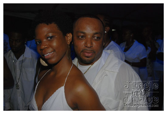 glow_barbados_july30-173