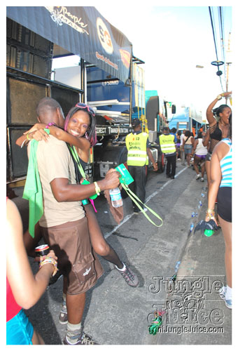 island_people_mon_mas_2009-212