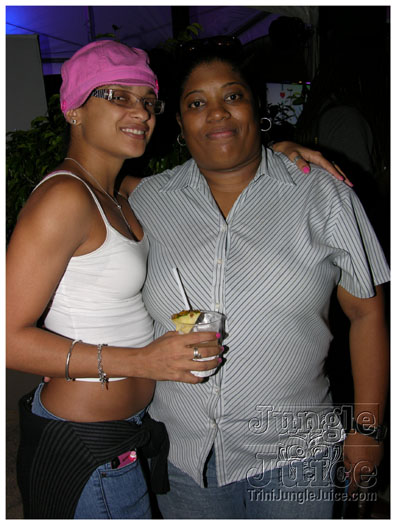 island_people_clear_2009_dec15-119