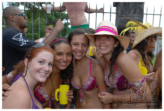 kadooment_day_2009_pt2-165