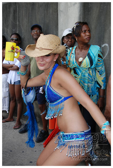 kadooment_day_2009_pt2-233