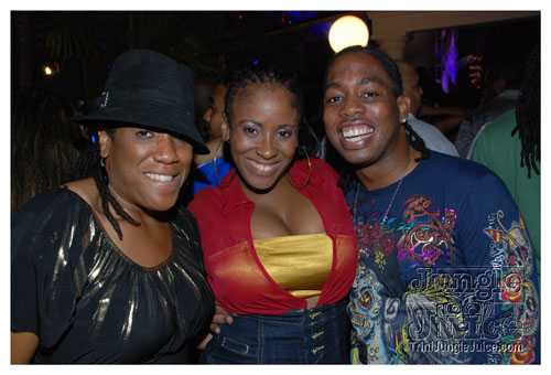ladies_first_2009-141