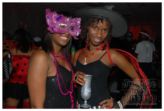 mask_oct31-045