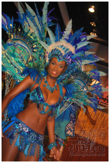 pulse8_launch_2010-081