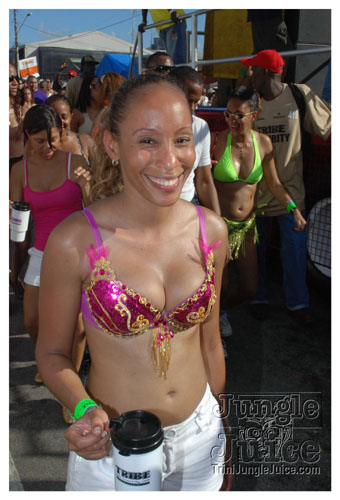 tribe_mon_2009_pt2-023