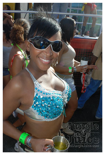 tribe_mon_2009_pt2-024