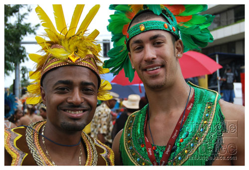 tribe_tue_2009_pt1-302