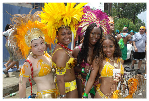 tribe_tue_2009_pt1-350