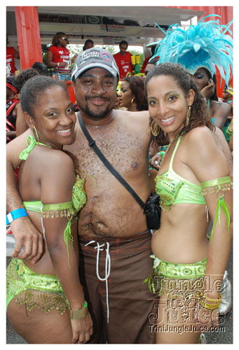 tribe_tue_2009_pt1-353