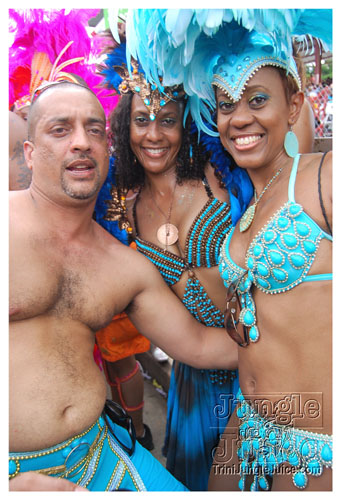 tribe_tue_2009_pt3-204