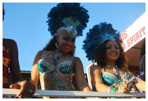 tribe_tue_2009_pt3-256