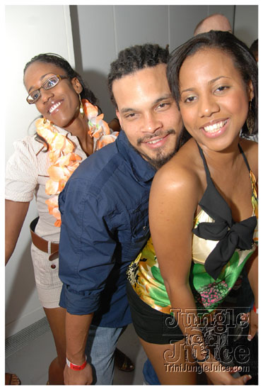 trini_luau_2009_aug22-154