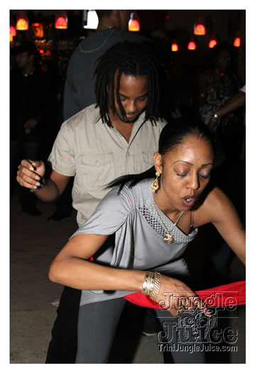 after_glow_2010-043