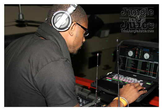 after_glow_2010-060