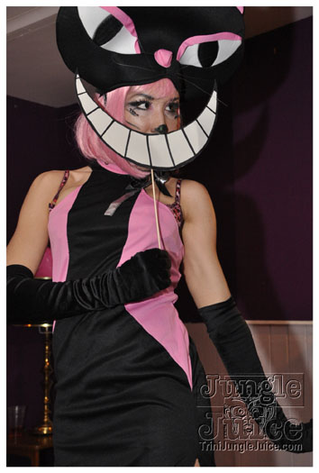 alice_in_wonderland_apr24-083