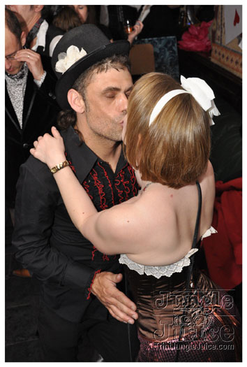 alice_in_wonderland_apr24-123