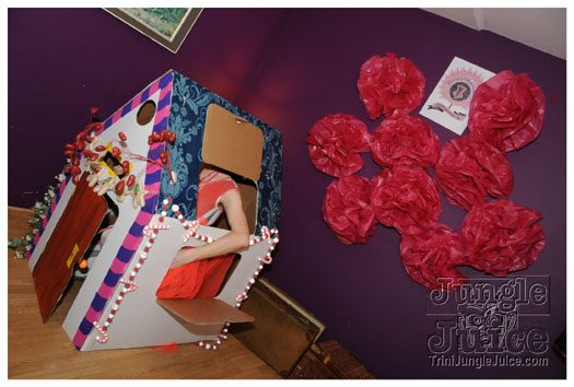 alice_in_wonderland_apr24-128