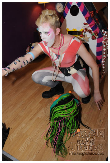 alice_in_wonderland_apr24-138