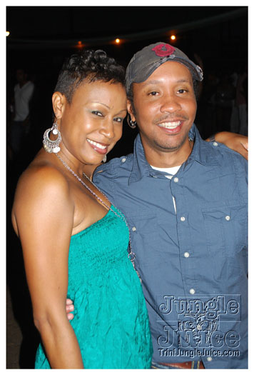 amnesia_ny_2010_sep5-097