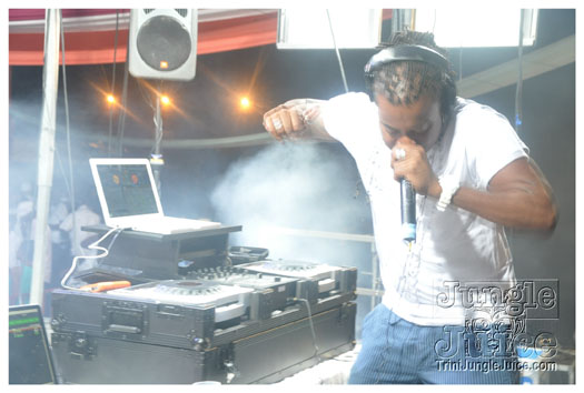amnesia_ny_2010_sep5-199
