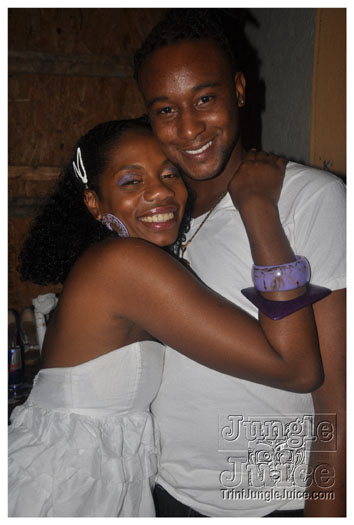 amnesia_ny_2010_sep5-240