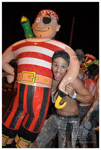 bachanal_jouvert_2010_pt2-219