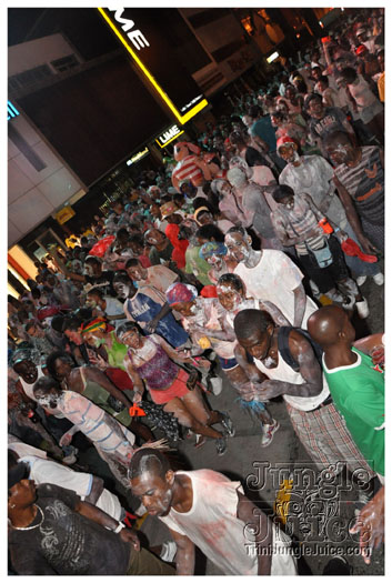 bachanal_jouvert_2010_pt2-235