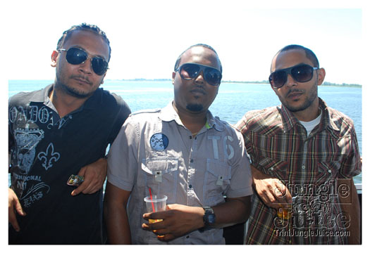basic_madness_boatride_july-084