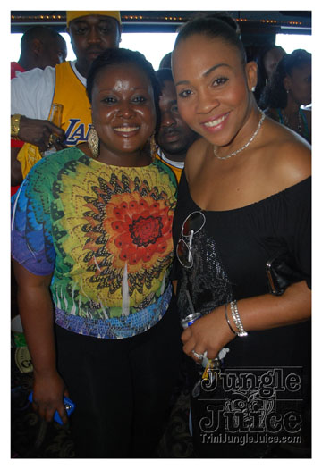 basic_madness_boatride_july-130