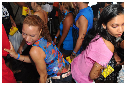 bikini_cruise_aug7_2010-163