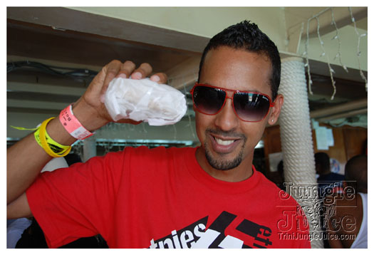 booze_cruise_2010_pt1-100