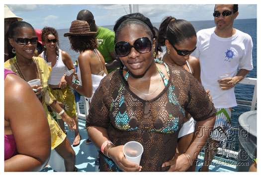 booze_cruise_2010_pt1-234