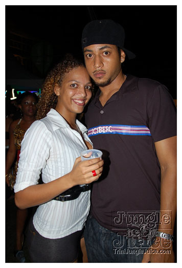 caution_2010-077