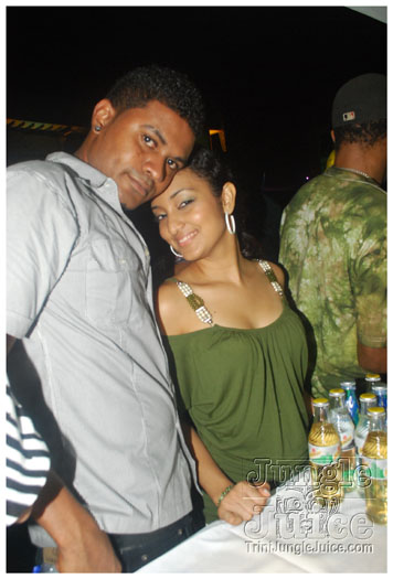 caution_2010-092