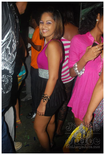 caution_2010-118