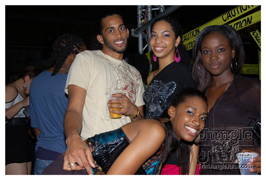 caution_2010-153