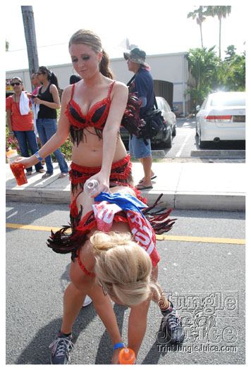 cayman_carnival_batabano_2010_pt1-163