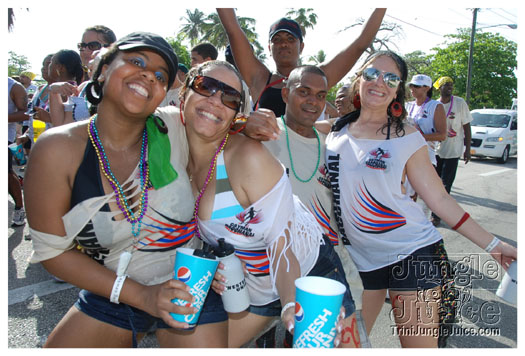 cayman_carnival_batabano_2010_pt1-195