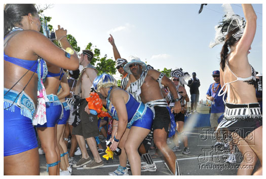 cayman_carnival_batabano_2010_pt2-170